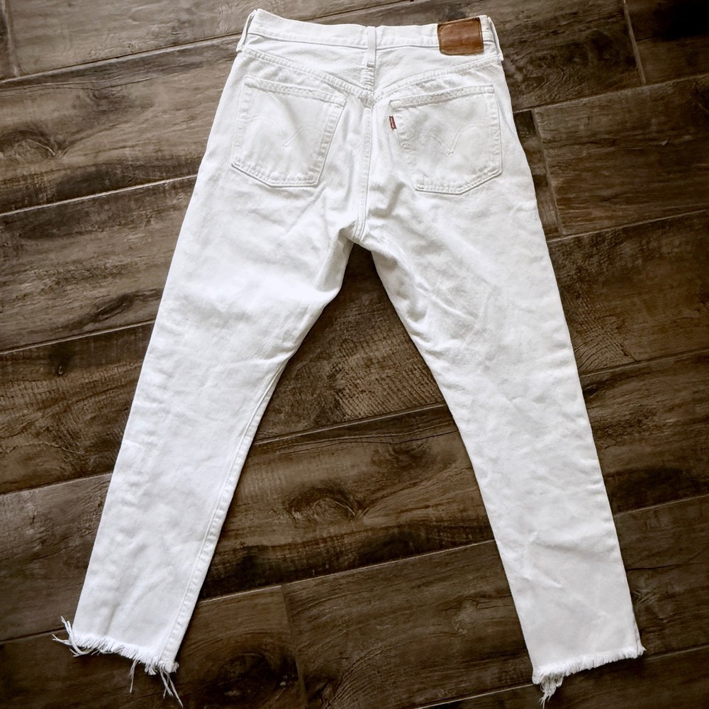 Levi's Women's 501 High Rise Raw Hem Skinny Jeans,Crystaline White, 28